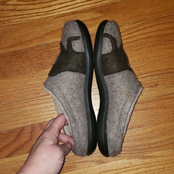 L.L. Bean Women's Daybreak Scuffs, Motif taupe chocolate dog - Picture 6 of 8